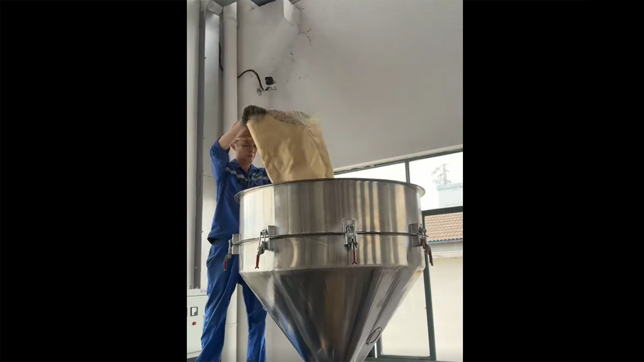 Granulación de teñido tpu