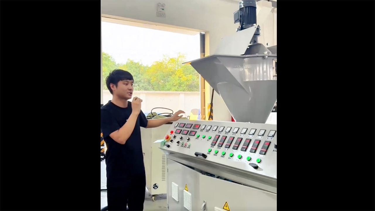 Granulador de presión obligatoria