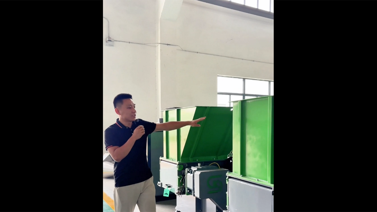 No solo hay granuladores, sino también trituradoras.